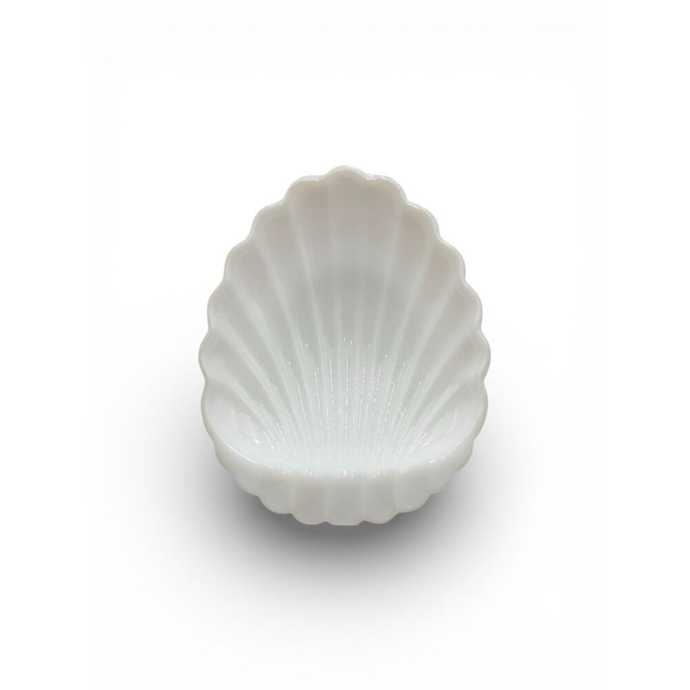 Hazel Atlas Milk‎ Glass Sea Shell Clam Vanity Trinket Soap Dish Vtg 5” EUC